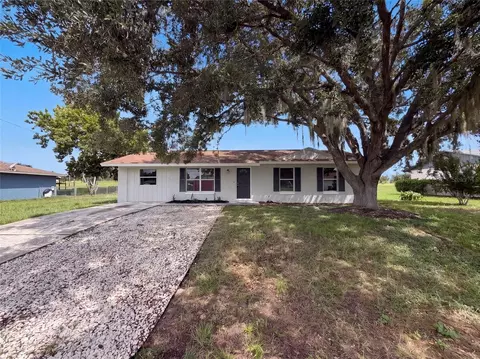 1262 Padgett Cir, Lady Lake, FL 32159