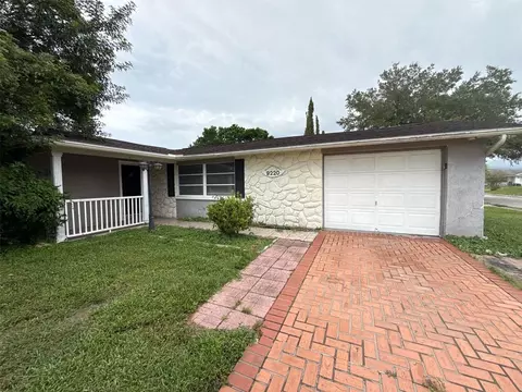 9220 Lido Ln, Port Richey, FL 34668