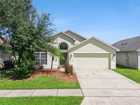 4649 Eagle Peak Dr, Kissimmee, FL 34746