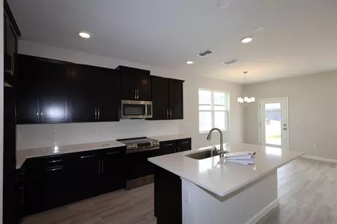 Kitchen - 1385 Hyde St, Saint Cloud, FL 34771 photo 1 of 4