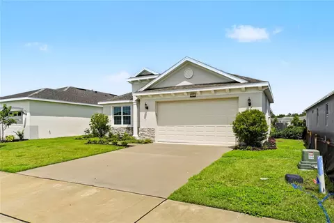 Exterior - 3951 Kennebunk Loop, Mount Dora, FL 32757 photo 4 of 10
