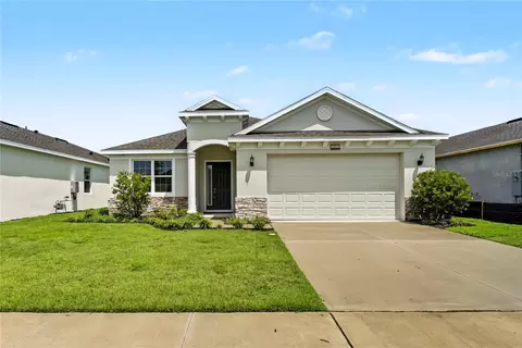 Exterior - 3951 Kennebunk Loop, Mount Dora, FL 32757 photo 2 of 10