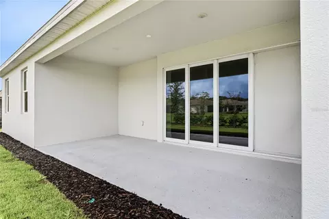 Exterior - 3951 Kennebunk Loop, Mount Dora, FL 32757 photo 7 of 10