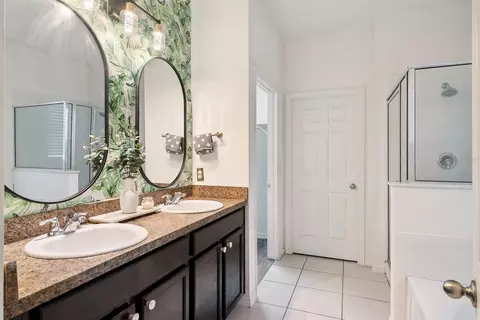 Bath - 3540 Saxony Ln, Saint Cloud, FL 34772 photo 1 of 5