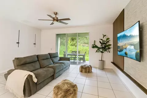 Living - 3540 Saxony Ln, Saint Cloud, FL 34772 photo 4 of 5