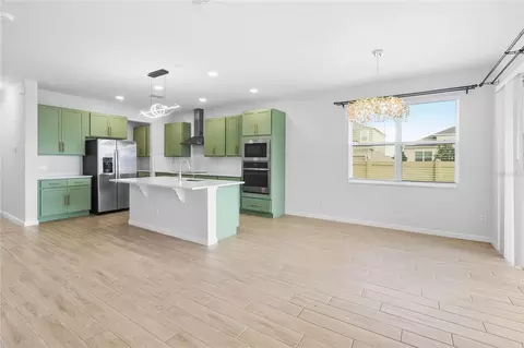 Kitchen - 2603 Bittern Bnd, Saint Cloud, FL 34773 photo 4 of 4