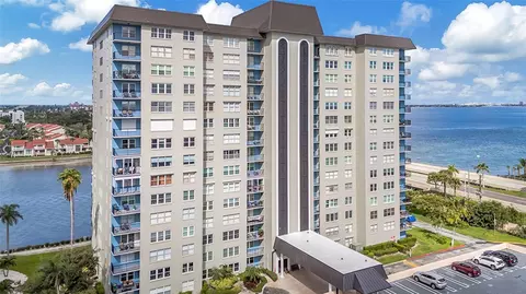 5220 Brittany Dr S #201, Saint Petersburg, FL 33715