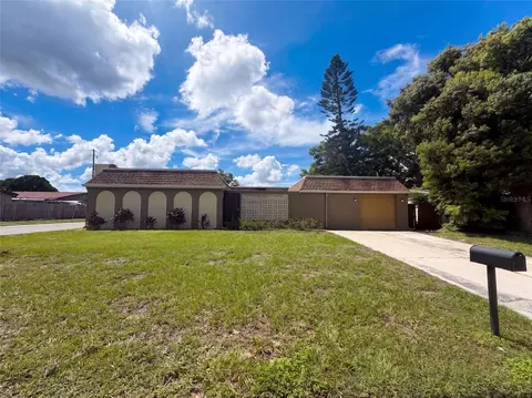 5324 Reef Dr, New Port Richey, FL 34652