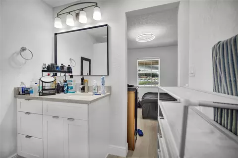 Bath - 3145 Packard Ave, Saint Cloud, FL 34772 photo 7 of 9