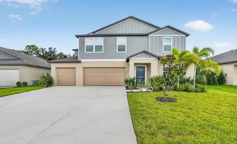 Exterior - 12036 Blue Diamond Trl, Parrish, FL 34219 photo 2 of 8