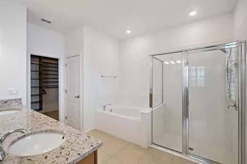 Bath - 211 Lugano Way, Debary, FL 32713 photo 1 of 4