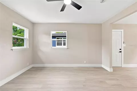 Living - 264 Laws Ln, Ormond Beach, FL 32174 photo 3 of 5