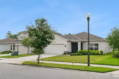 Exterior - 4250 Southern Vista Loop, Saint Cloud, FL 34772 photo 5 of 7
