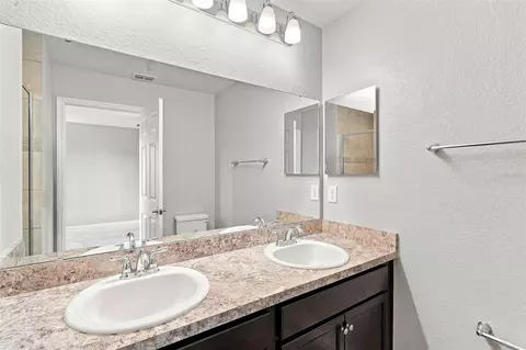 Bath - Undisclosed, Saint Cloud, FL 34772 photo 3 of 6
