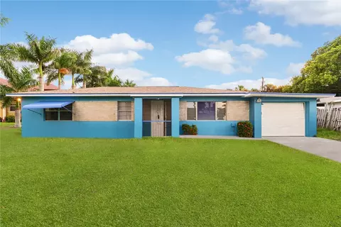 2055 Maravilla Cir, Fort Myers, FL 33901