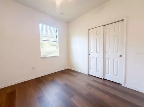 Bedroom - 1416 Hickory View Cir, Parrish, FL 34219 photo 5 of 11