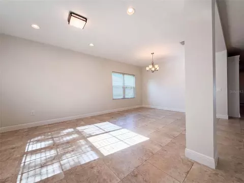 Living - 1416 Hickory View Cir, Parrish, FL 34219 photo 2 of 7