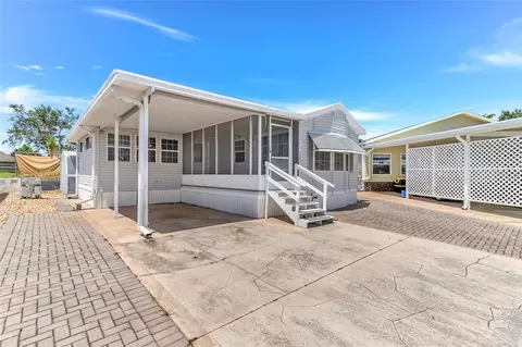300 Sky Crest Loop, Davenport, FL 33837