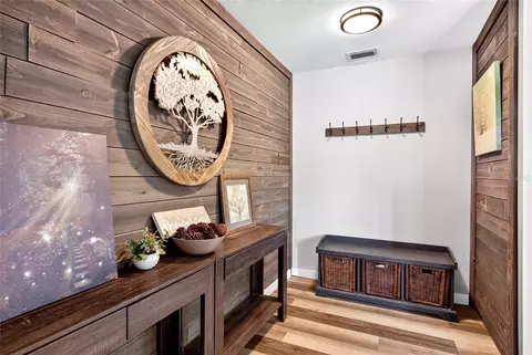 Entry Way - 2150 NE 8th St, Ocala, FL 34470 photo 2 of 4