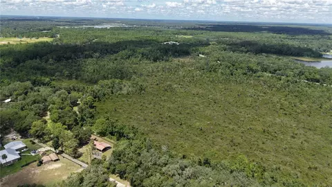 Crocus Ln, Hawthorne, FL 32640 photo 17