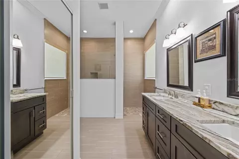 Bath - 6243 Andreozzi Ln, Windermere, FL 34786 photo 1 of 4