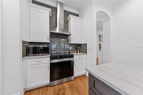 Kitchen - 6243 Andreozzi Ln, Windermere, FL 34786 photo 6 of 7