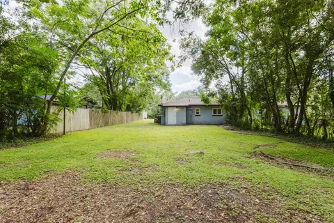 Exterior - 1135 NE 9th Ave, Ocala, FL 34470 photo 3 of 10