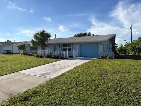 145 Dartmouth Dr NW, Port Charlotte, FL 33952