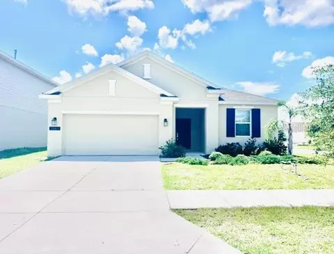 33611 Sky Blossom Cir, Leesburg, FL 34788