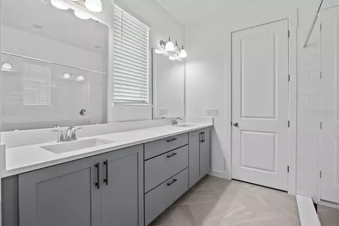 Bath - 2988 Polaris Dr, Saint Cloud, FL 34771 photo 3 of 5