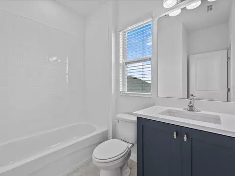 Bath - 2988 Polaris Dr, Saint Cloud, FL 34771 photo 5 of 5