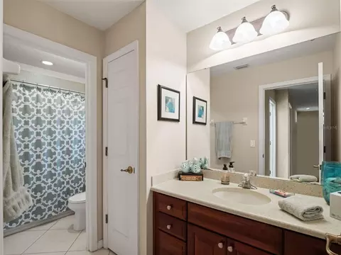 Bath - 2137 Velvet Leaf Dr, Ocoee, FL 34761 photo 6 of 6