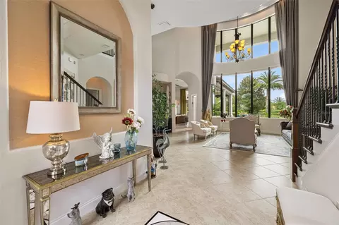 Entry Way - 4243 Isabella Cir, Windermere, FL 34786 photo 4 of 10
