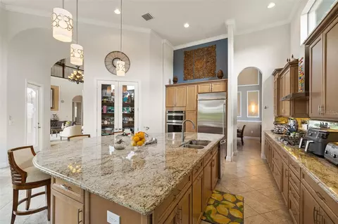 Kitchen - 4243 Isabella Cir, Windermere, FL 34786 photo 2 of 6