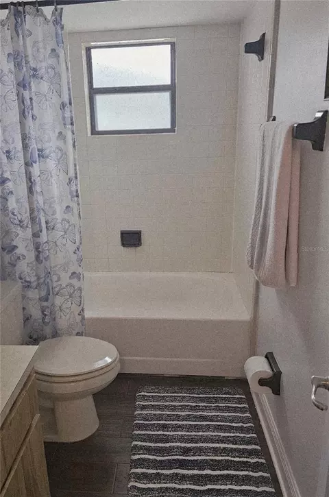 Bath - 401 Chancellor Ct, Saint Cloud, FL 34769 photo 6 of 7