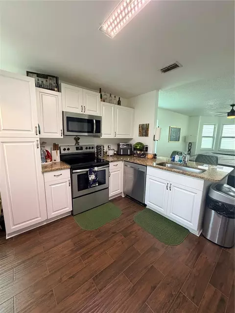 Kitchen - 401 Chancellor Ct, Saint Cloud, FL 34769 photo 1 of 3