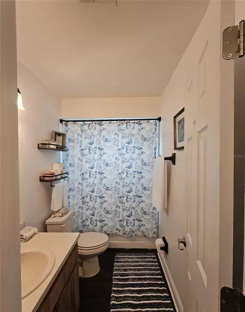 Bath - 401 Chancellor Ct, Saint Cloud, FL 34769 photo 7 of 7