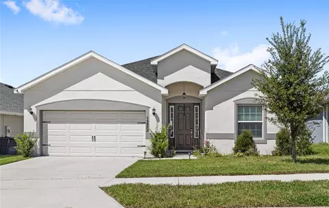 1223 Mountain Flower Ln, Davenport, FL 33837