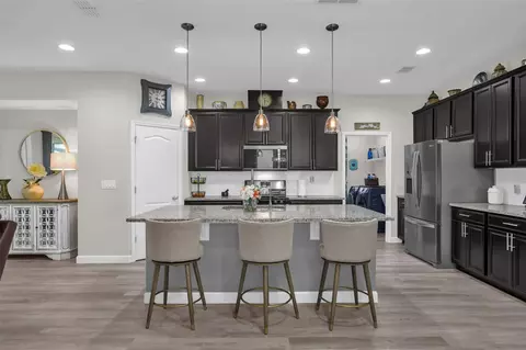 Kitchen - 1456 Sourwood Dr, Ocoee, FL 34761 photo 2 of 5