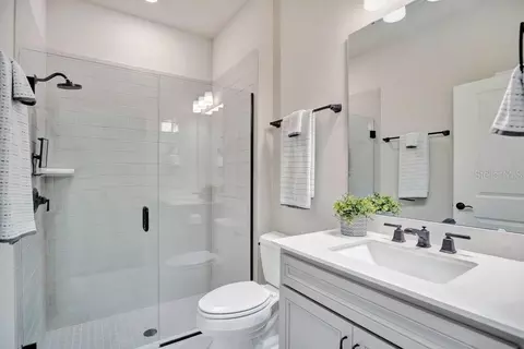 Bath - 6100 Sandy Springs Ct, Saint Cloud, FL 34771 photo 3 of 4