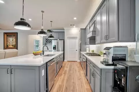 Kitchen - 6100 Sandy Springs Ct, Saint Cloud, FL 34771 photo 3 of 4