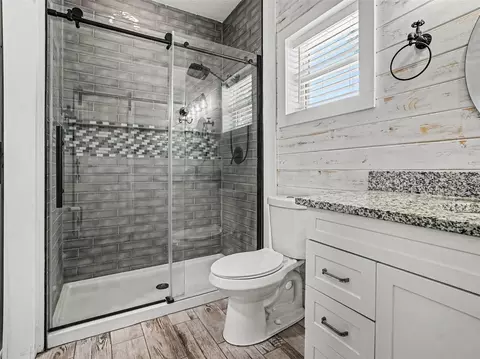 Bath - 1000 Delaware Ave, Saint Cloud, FL 34769 photo 2 of 4
