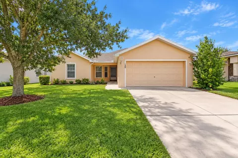 500 Highland Meadows Ave, Davenport, FL 33837