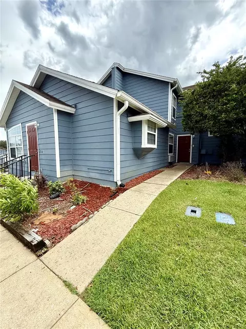 211 Caribbean Dr, Davenport, FL 33897