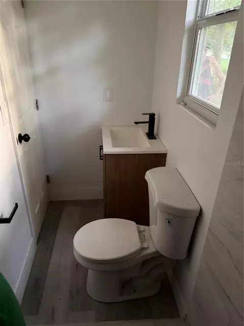 Bath - 5211 SE 29th Ave, Ocala, FL 34480 photo 1 of 1