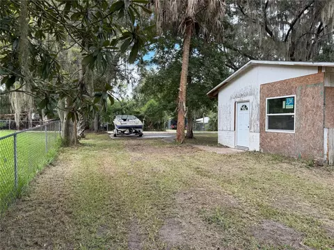 Exterior - 5211 SE 29th Ave, Ocala, FL 34480 photo 5 of 6