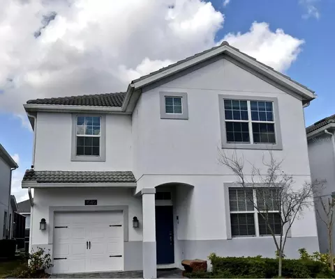1585 Mulligan Blvd, Davenport, FL 33896