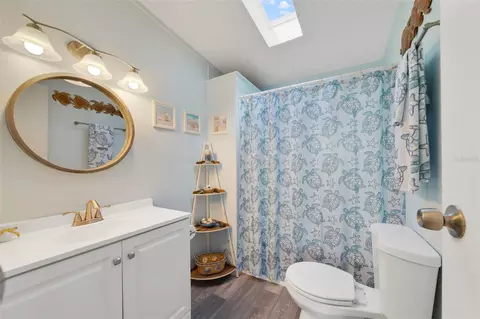 Bath - 2486 Independence Ln, Saint Cloud, FL 34772 photo 3 of 3