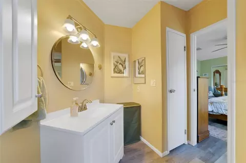 Bath - 2486 Independence Ln, Saint Cloud, FL 34772 photo 1 of 3