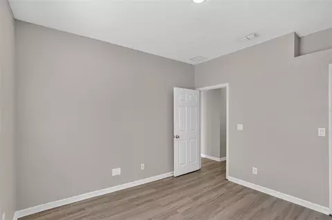 Bedroom - 2803 Eagle Lake Dr, Clermont, FL 34711 photo 5 of 8